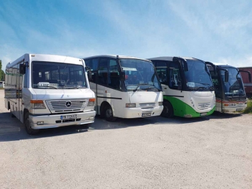 Автобуси от 30 до 38 места
